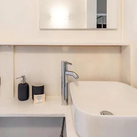 Guestready - Bari Holiday home Lisbon